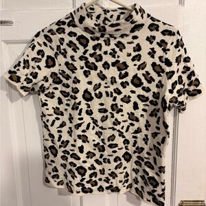 Leopard Print Mock Neck Short Sleeve Knit Top | Heavyweight | Like New